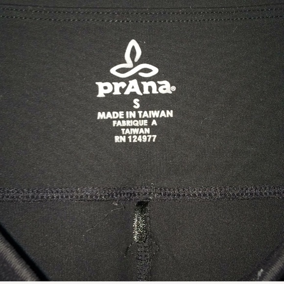 ❌SOLD❌ yoga capri - side tie - Picture 3 of 8